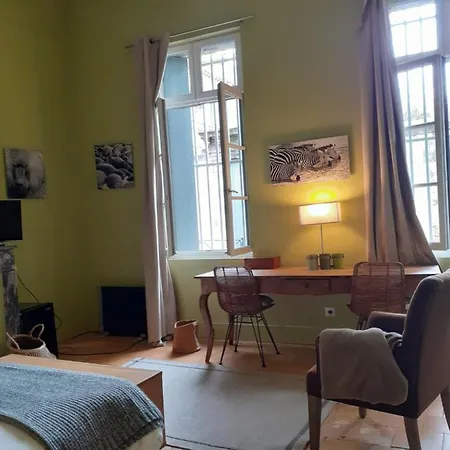 Peyrou, Studio La Merci, 3 Etoiles Apartment Montpellier